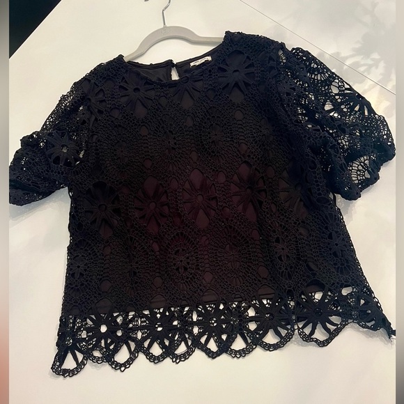 Tops - Lace black top